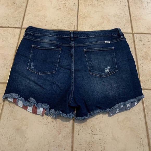 KanCan Exclusively for Maurices American Flag Distressed Denim Shorts Size 24 - Picture 6 of 8